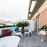 Penthouses With Terrace By Wonderful Italy * בארי
