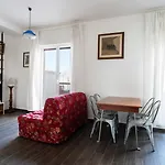Penthouses With Terrace By Wonderful Italy דירה *