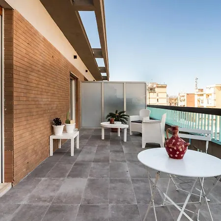 Penthouses With Terrace By Wonderful Italy דירה *