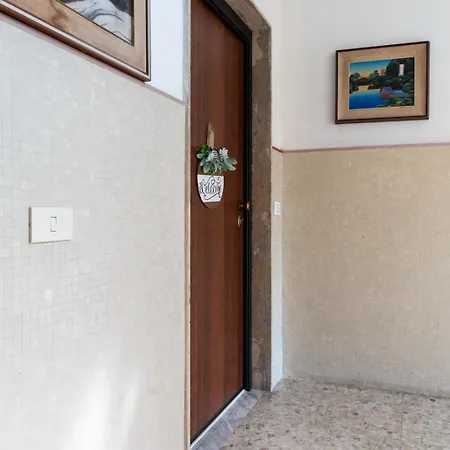 Penthouses With Terrace By Wonderful Italy * בארי